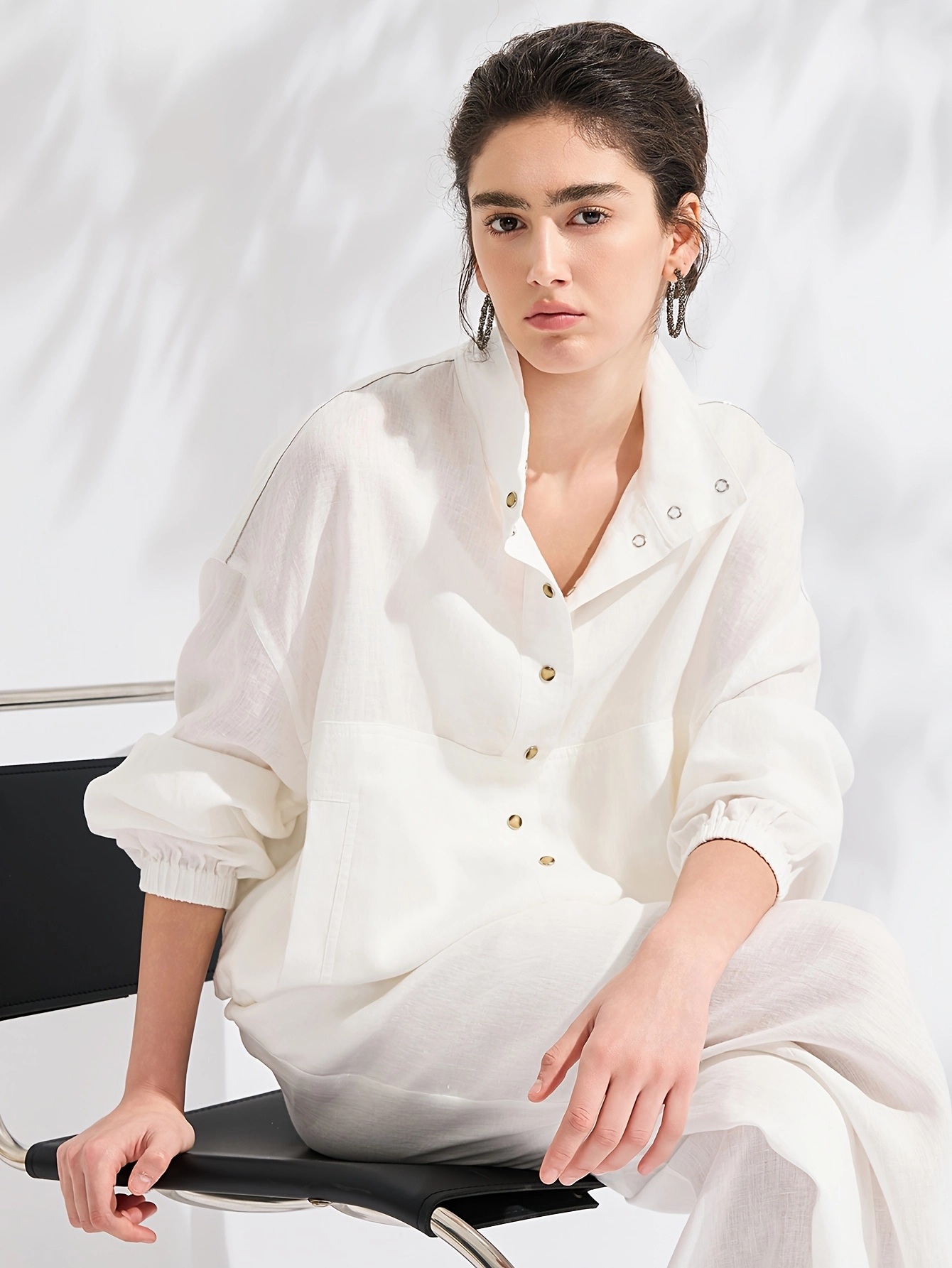 High-Neck Linen Button Jacket - Image 5