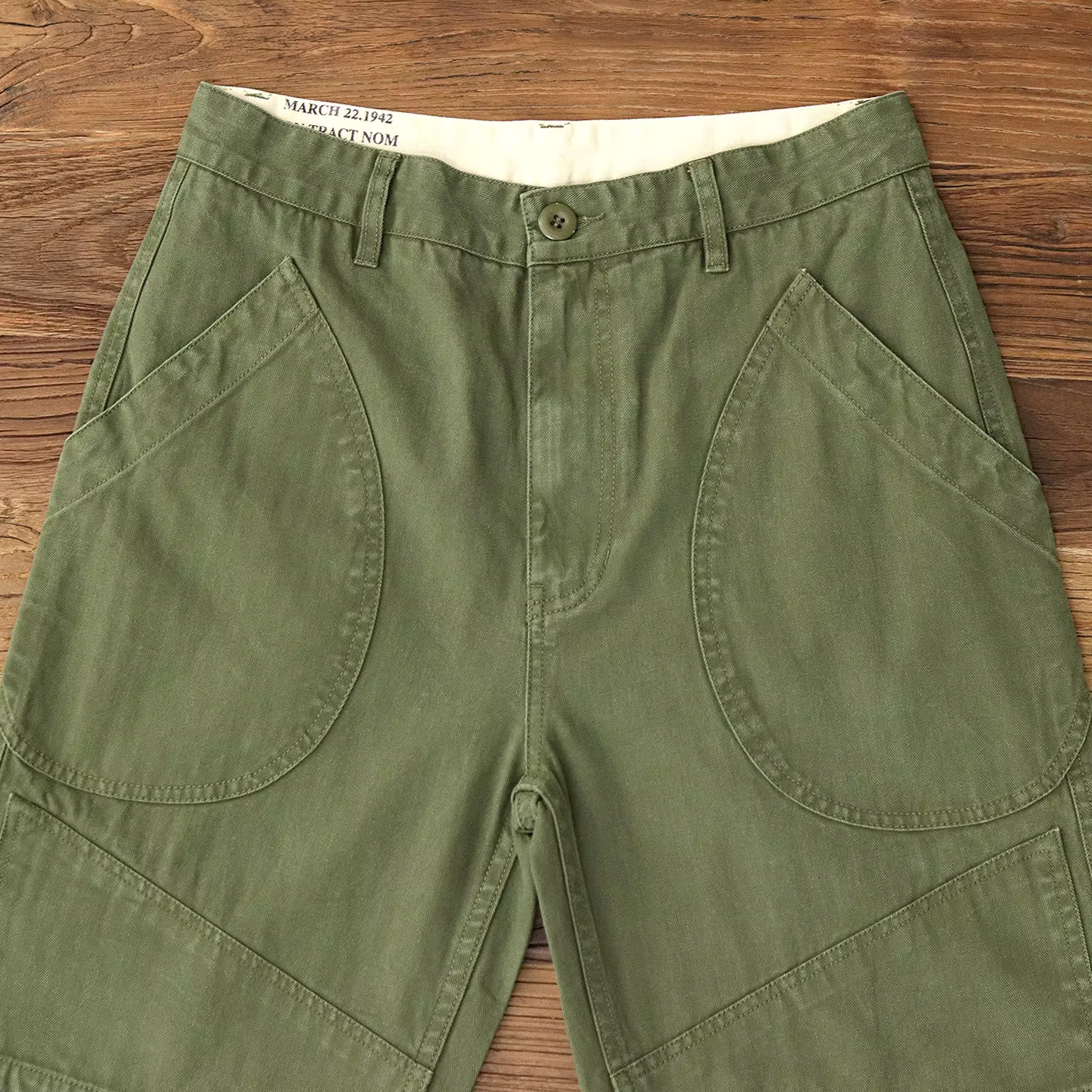Men's Herringbone Cargo Shorts - Image 2